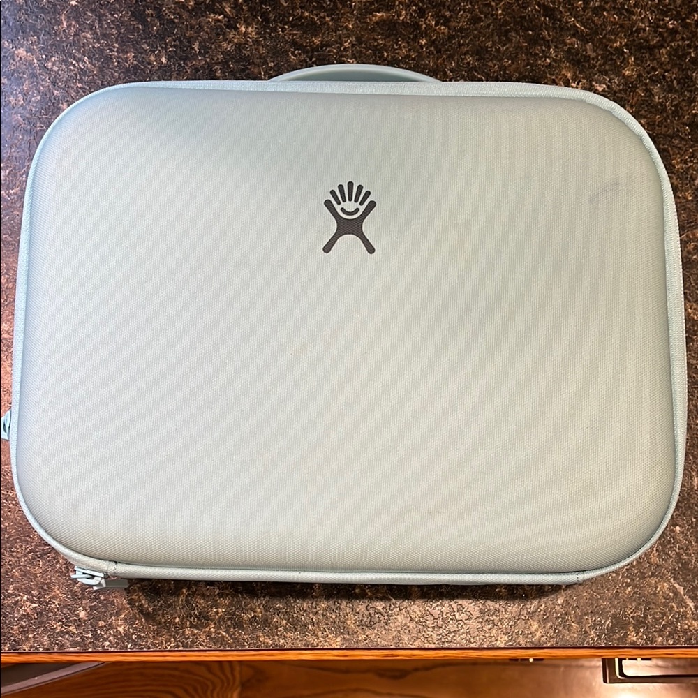 Hydro Flask Light Blue lunchbox / cooler